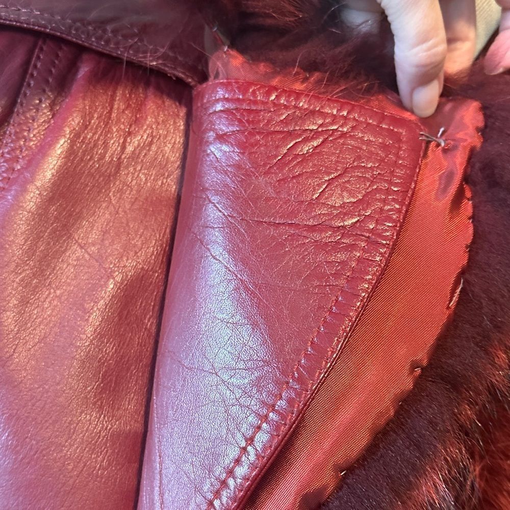 Vintage 1-of-a-Kind Burgundy-Red Leather Jacket with Ombré Collar - Picture 9 of 13